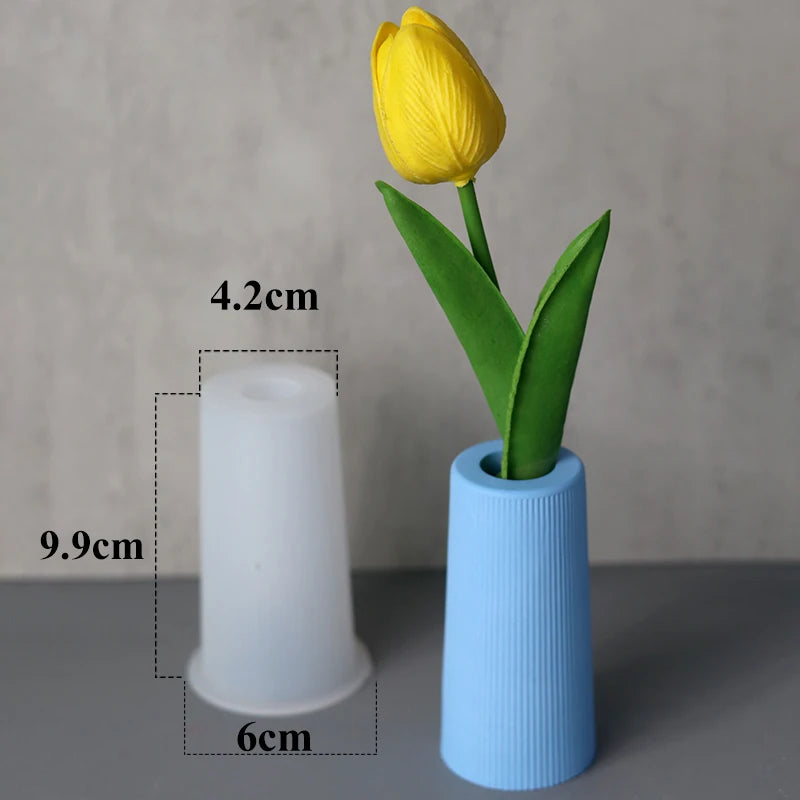 Ribbed Tapered Bud Vase Mold