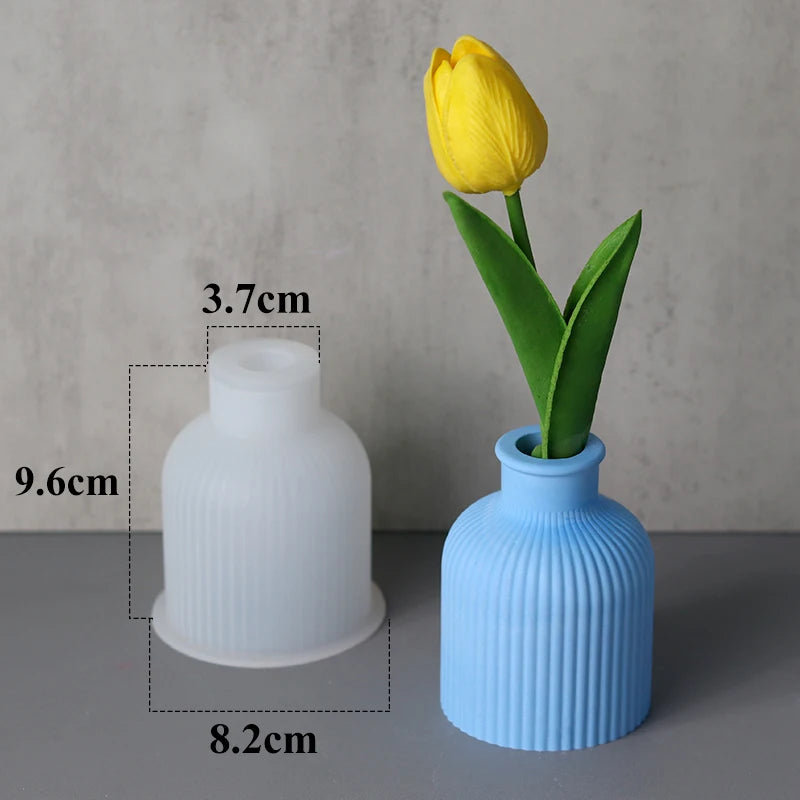 Ribbed Bulb Vase Silicone Mold