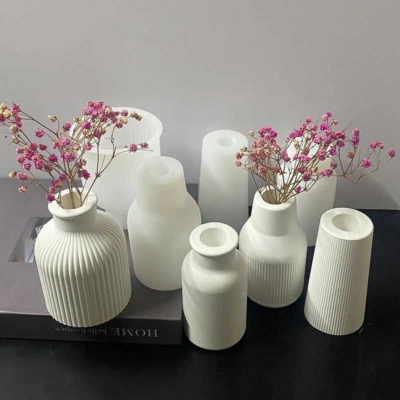 Circular Stripe Vase Silicone Mold